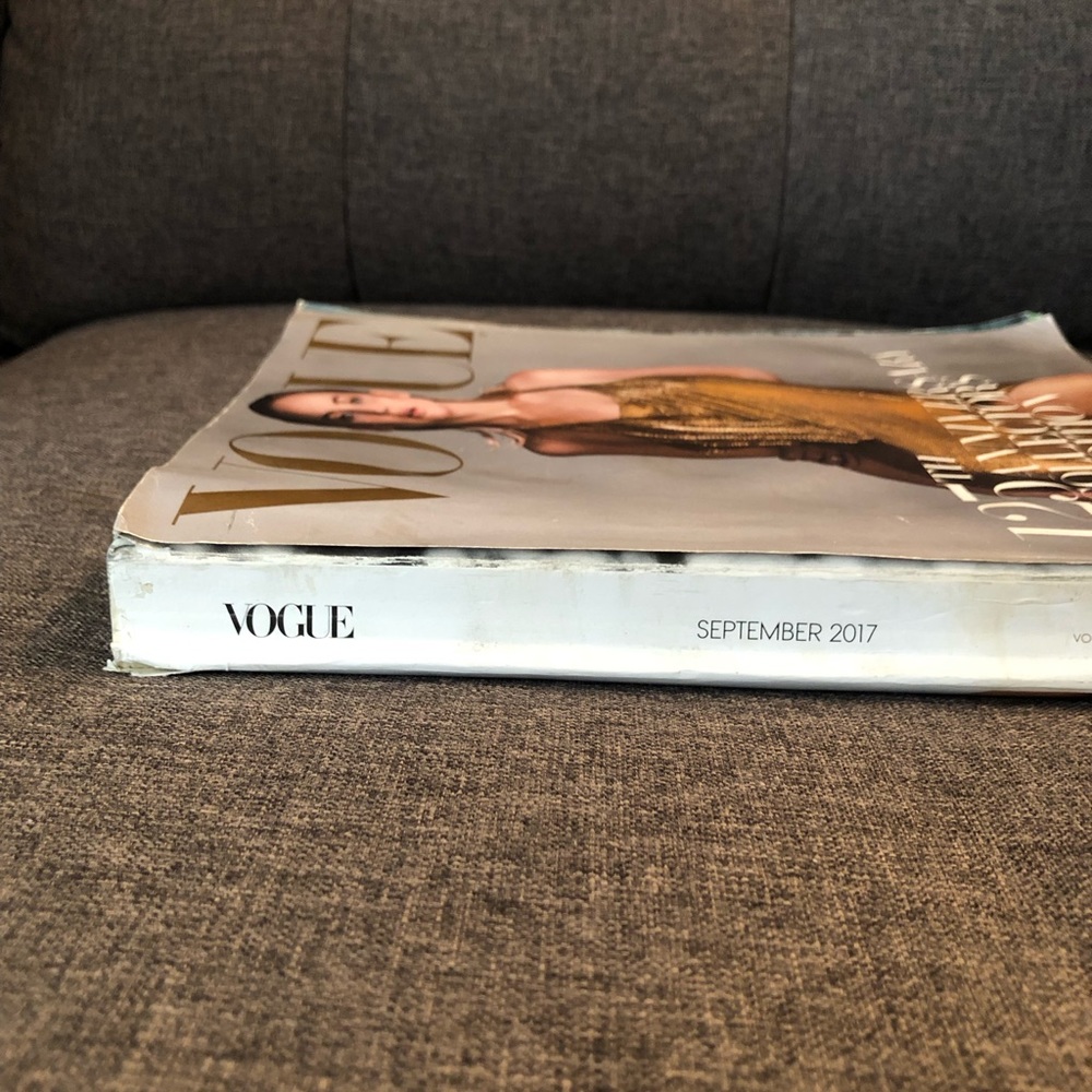 Vogue 125th Anniversary Collector’s Edition Magazine - Picture 2 of 7